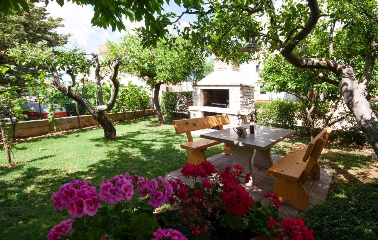 Guest House Ljubica Medulin Exterior photo